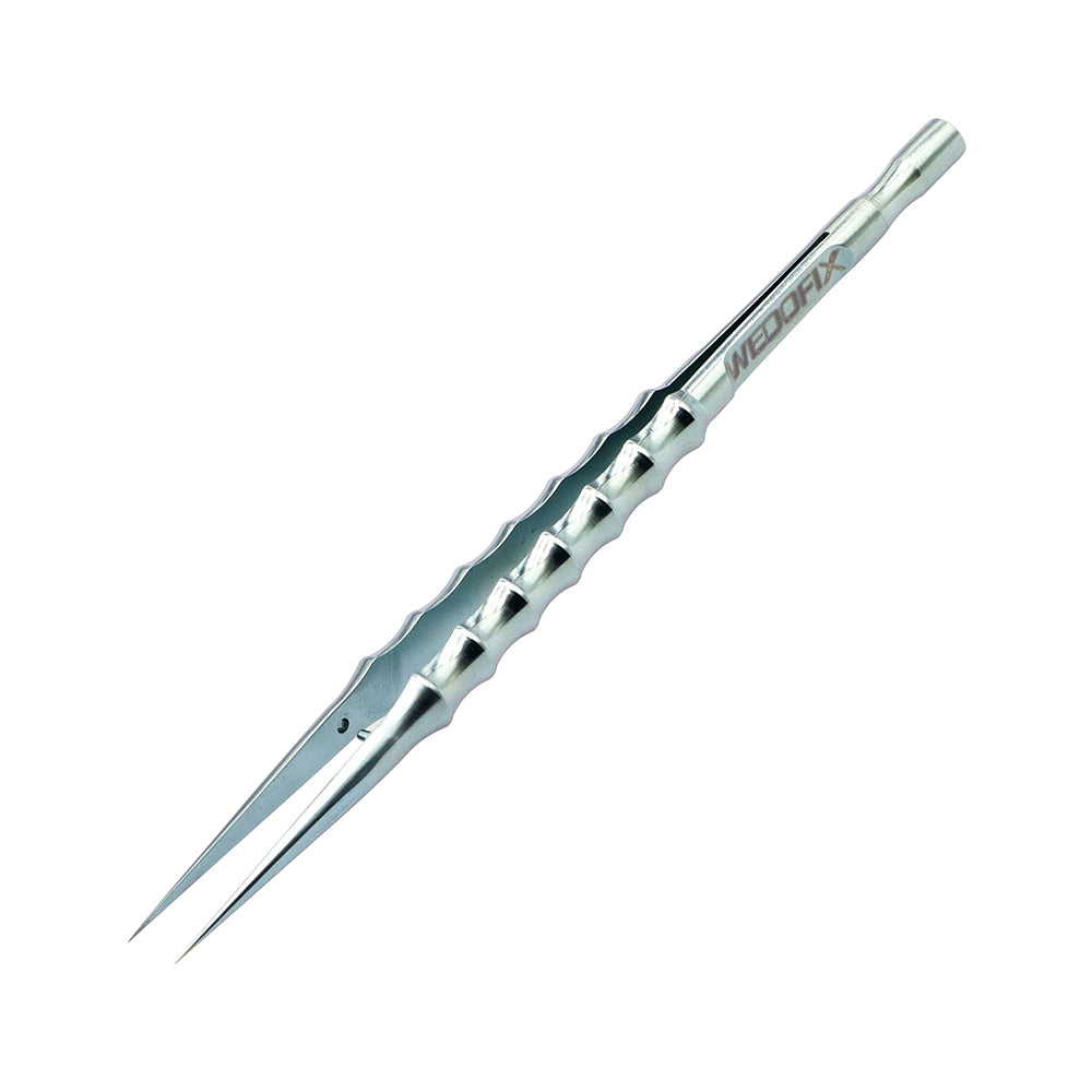 Pincettes extra longues en titane cyan-bambou au design unique pour les petits éclats de composants